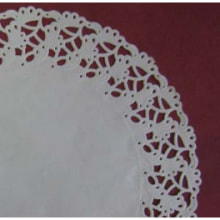 Spitzen oval weiss 18 x 13 cm